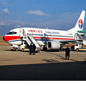 青岛航空物流航空快运业稳步发展的原因是什么？